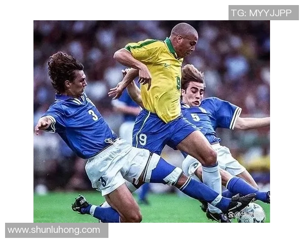 足球30号球星有哪些 他们的风采与传奇成就揭秘